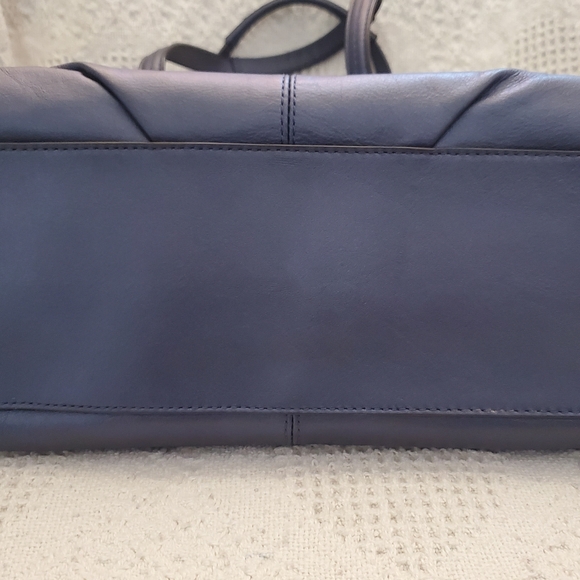 Coach Tote Purse Midnight Alexis Taylor Tote. - Picture 5 of 9